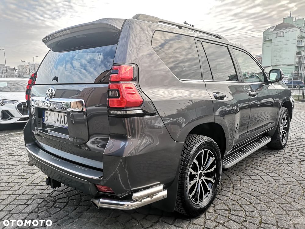 Toyota Land Cruiser LC 2.8 D-4D Premium - 2