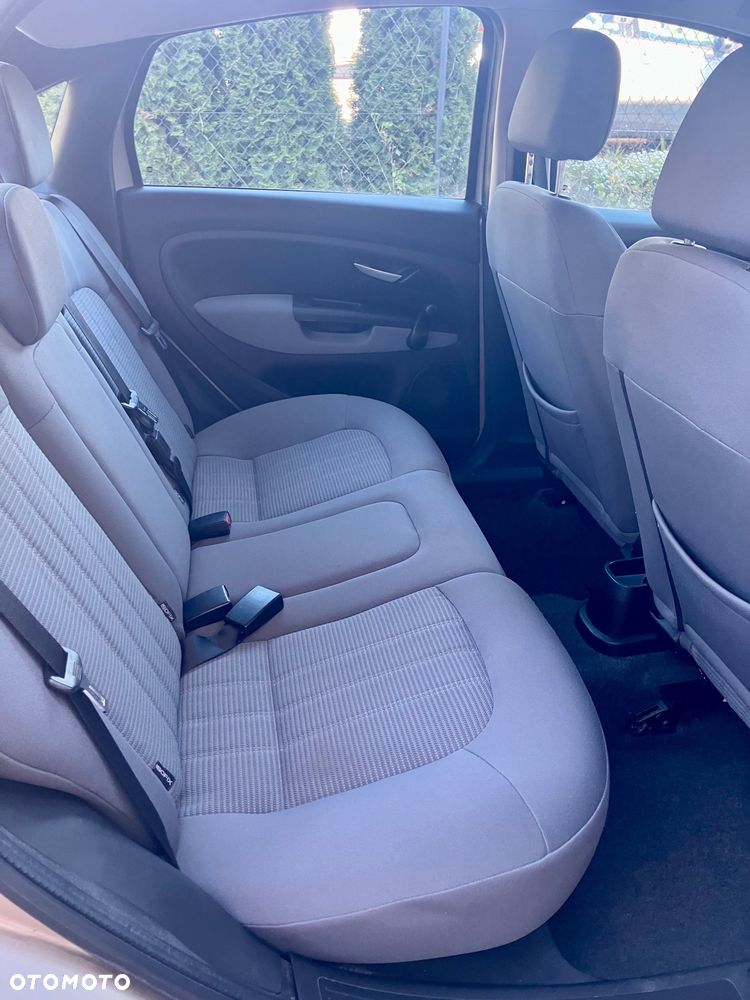 Fiat Linea 1.4 Dynamic - 7