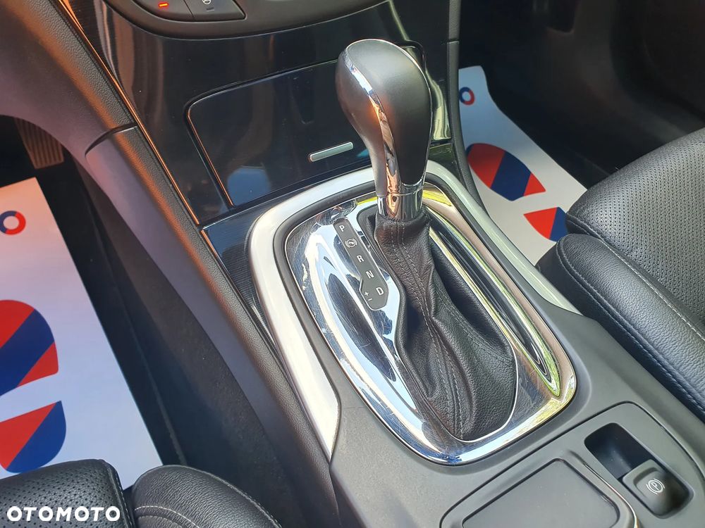 Opel Insignia 2.0 Bi Turbo CDTI 4x4 - 24