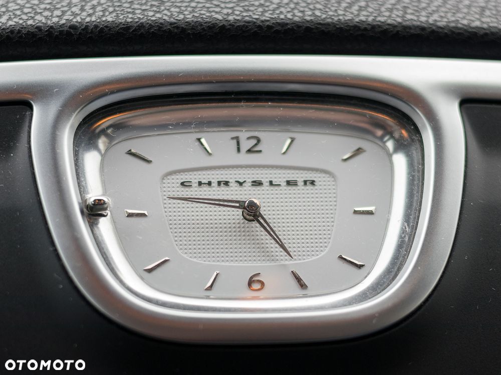 Chrysler 300C - 22