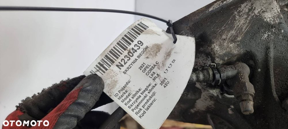 SKRZYNIA BIEGÓW OPEL CORSA C 1.7 DI - 2