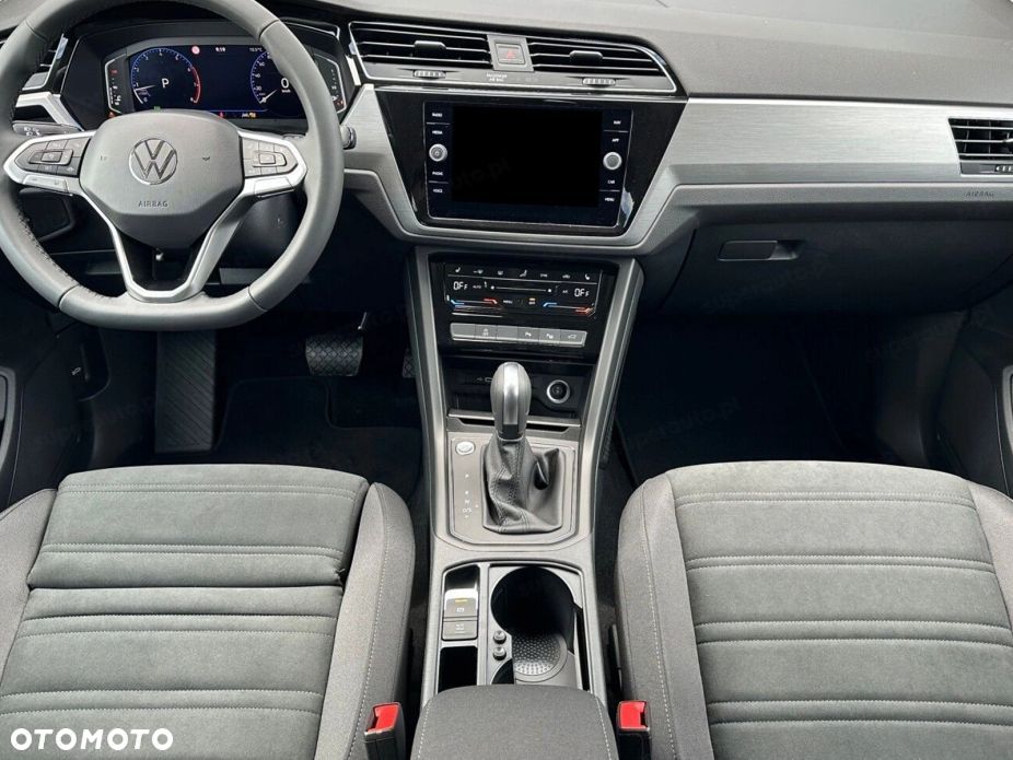 Volkswagen Touran 1.5 TSI EVO Comfortline Plus DSG - 10