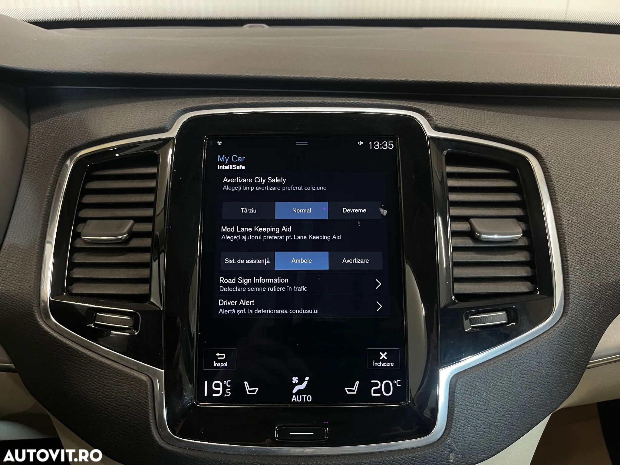 Volvo XC 90 T8 eAWD Momentum Pro - 17