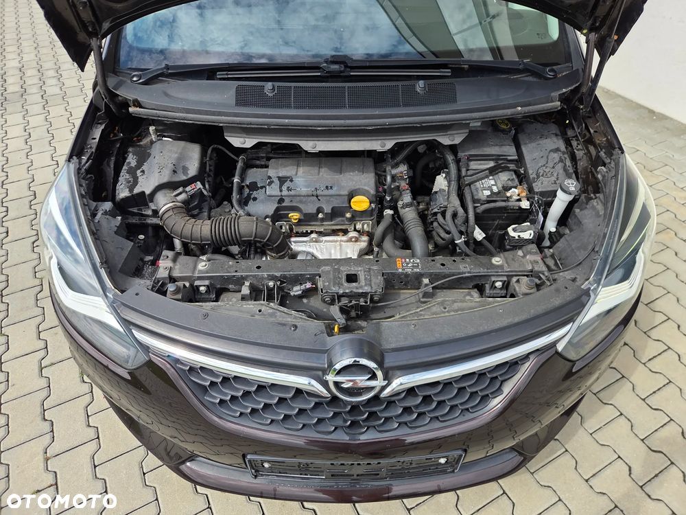 Opel Zafira - 19