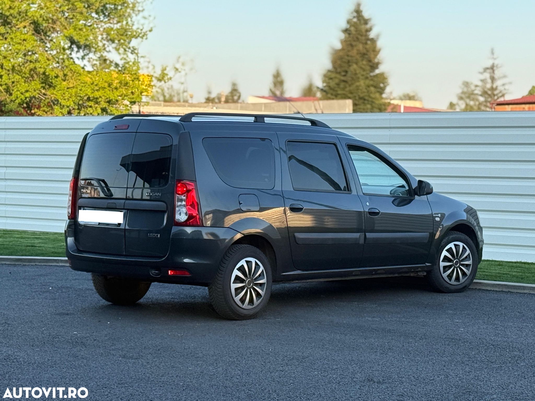 Dacia Logan MCV 1.5 dCi Ambiance - 8
