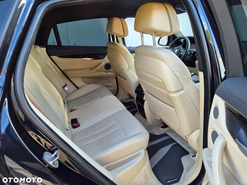 BMW X6M - 14