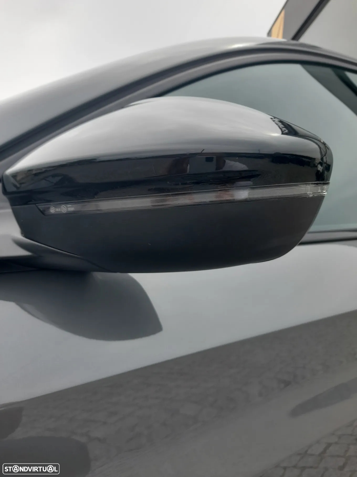 Peugeot 208 1.2 Hybrid GT e-DCS6 - 19
