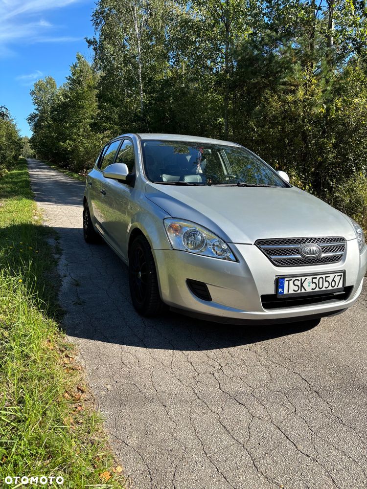 Kia Ceed 1.6 Crdi Comfort - 3