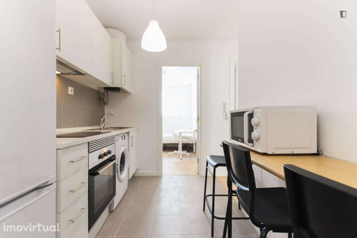 Quarto - localizado em Alameda Lisbon - Grande imagem: 4/11