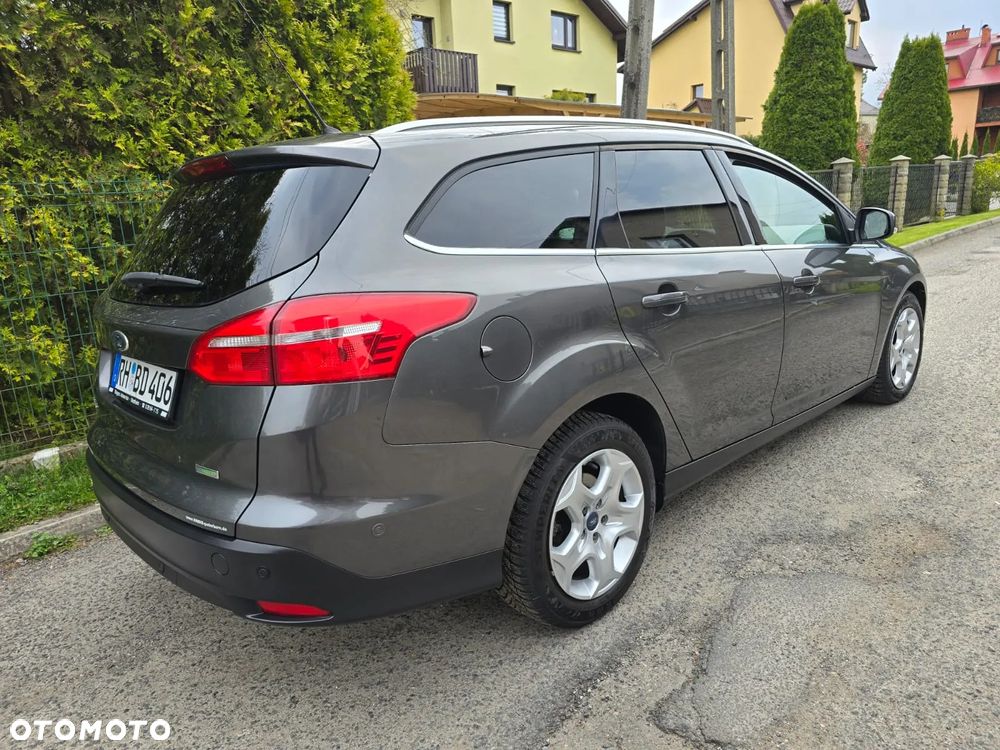 Ford Focus 1.0 EcoBoost Titanium - 11