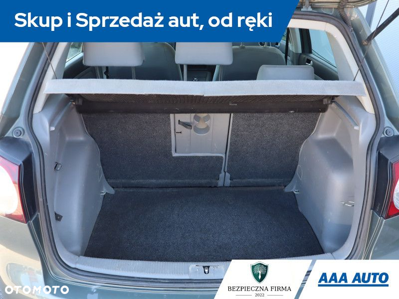 Volkswagen Golf Plus - 14
