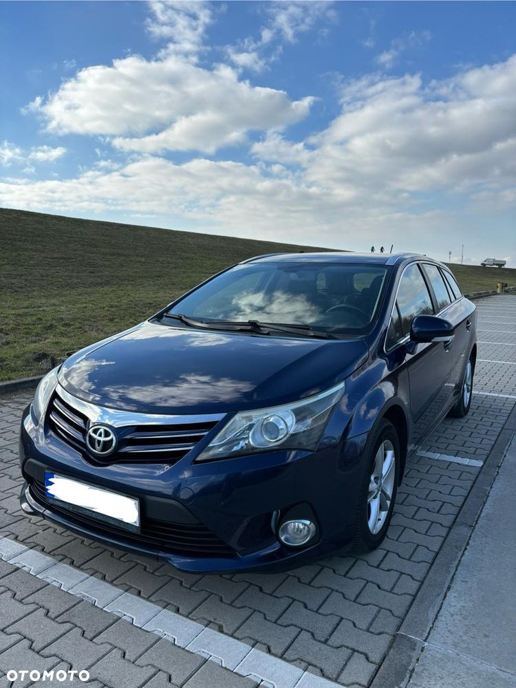 Toyota Avensis 2.0 D-4D Active - 3