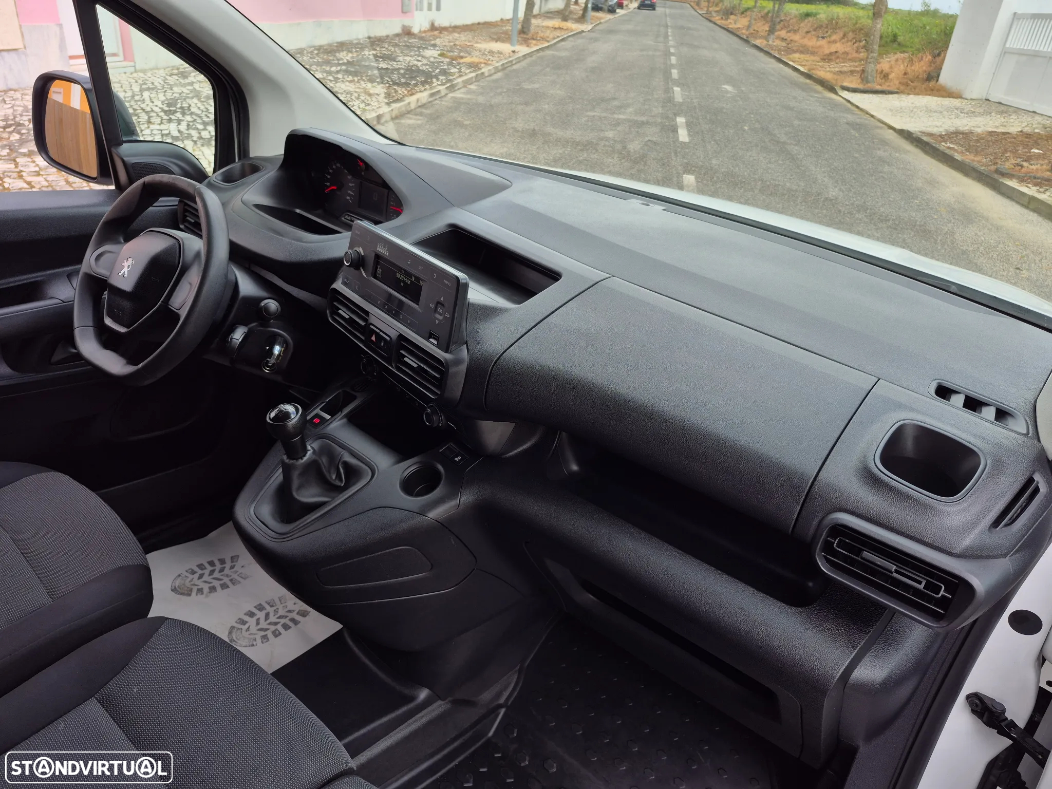 Peugeot Partner LONGA - 2020 | GARANTIA | 130.0000KM - 3 LUG. - 15