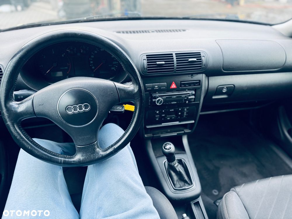 Audi A3 1.9 TDI Ambiente - 19
