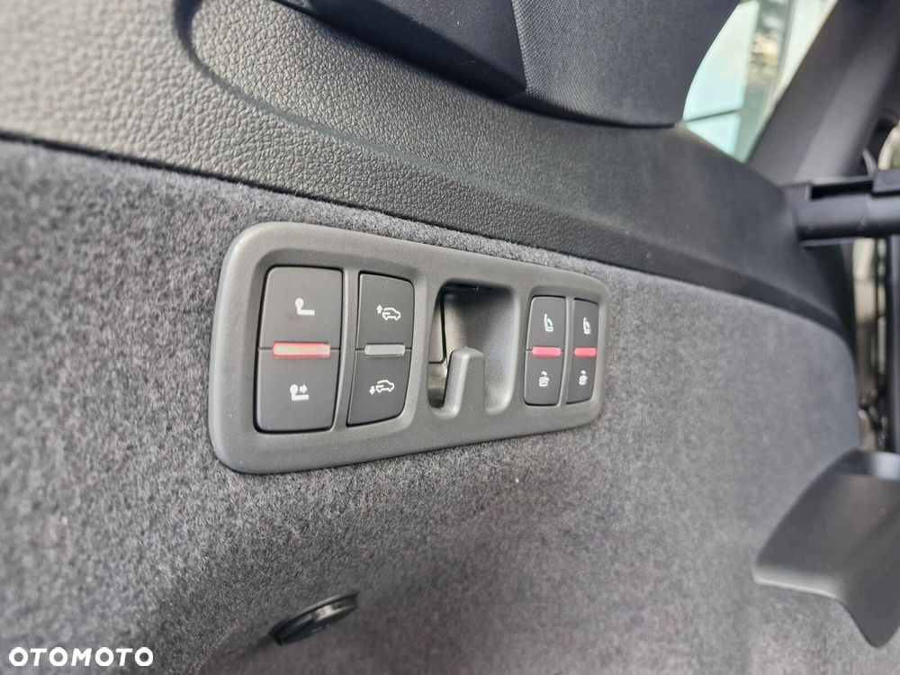 Audi Q7 - 36