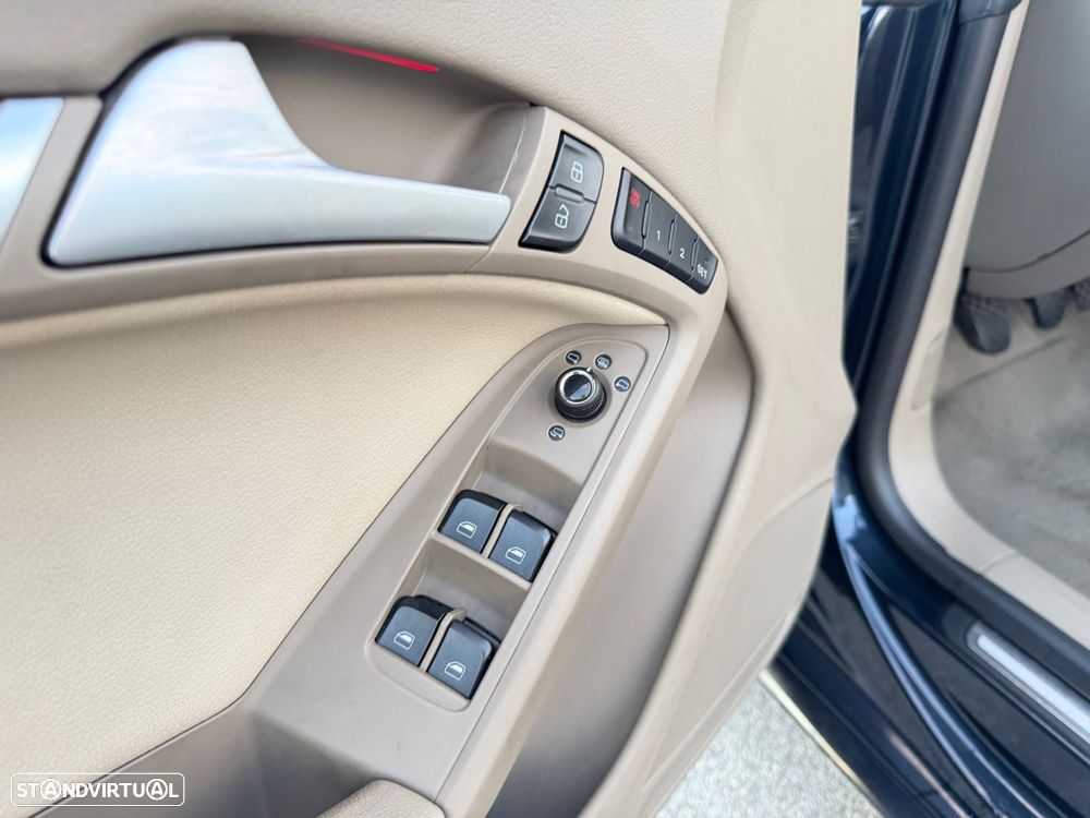 Audi A5 Cabrio 2.0 TDi S-line - 30