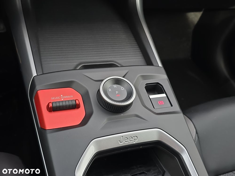 Jeep Compass 1.2 T3 mHEV First Edition FWD DCT - 19