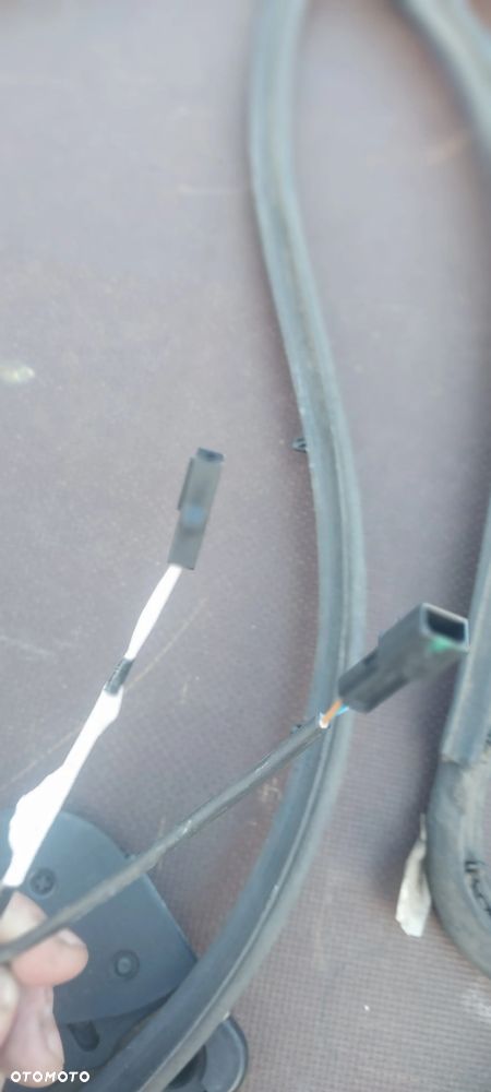 Uszczelka drzwi lewych z elektryką i czujnikiem vw t5.1 t6 - 4