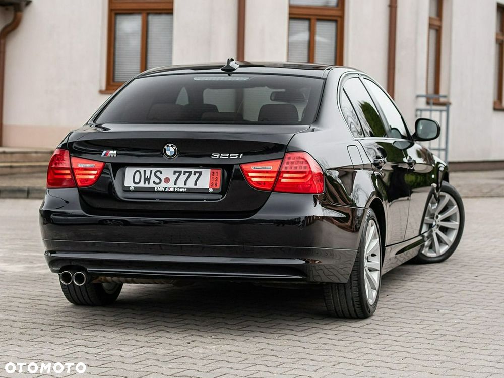 BMW Seria 3 325i Edition Sport - 3
