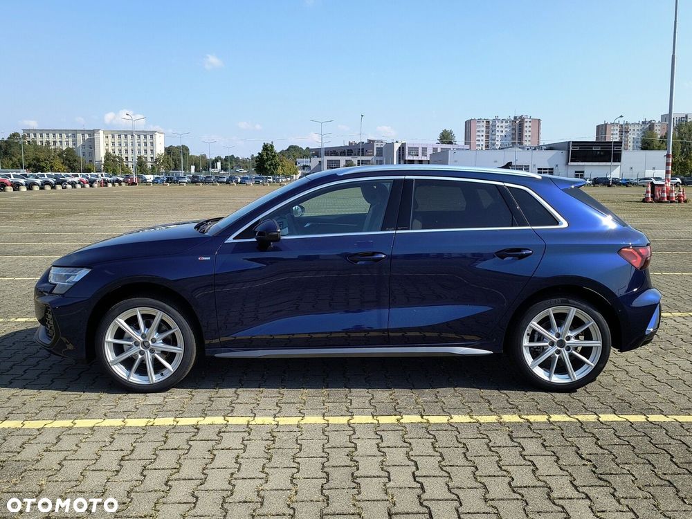 Audi A3 Sportback - 13