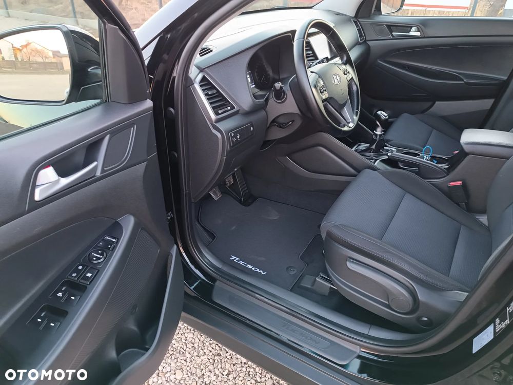 Hyundai Tucson blue 1.7 CRDi 2WD Passion - 26