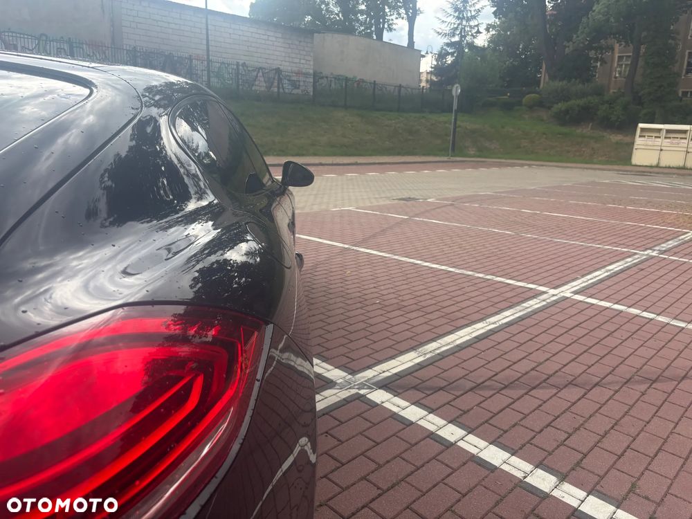 Porsche Panamera 4 Platinum Edition - 10
