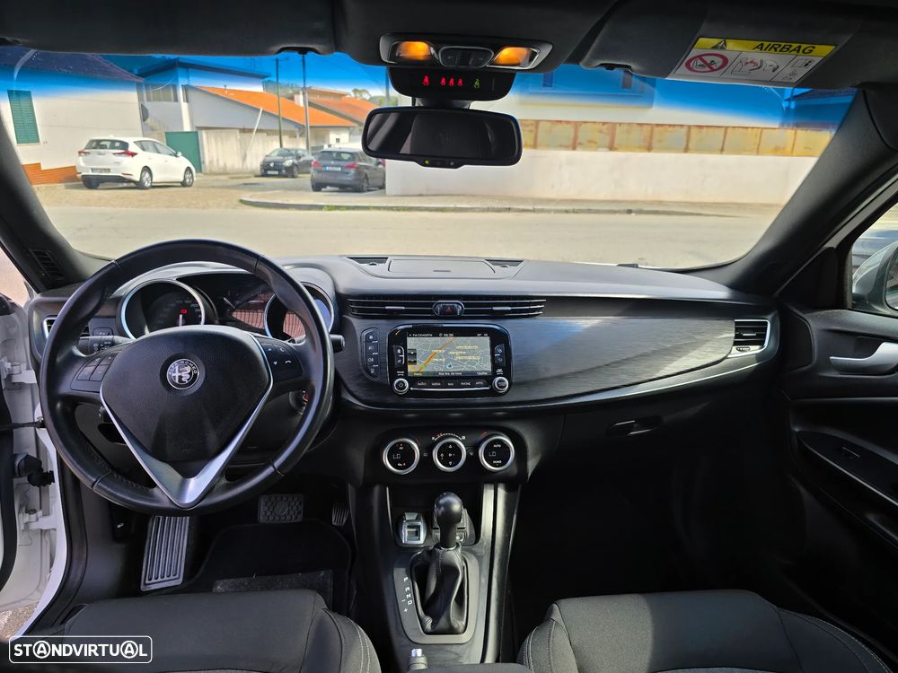 Alfa Romeo Giulietta 1.6 JTDM Sport J18 TCT - 19