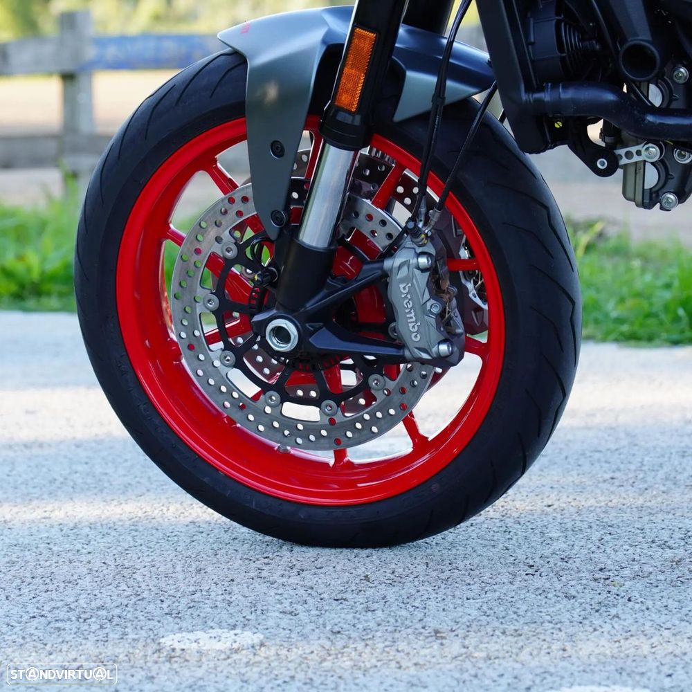 Ducati Monster - 23