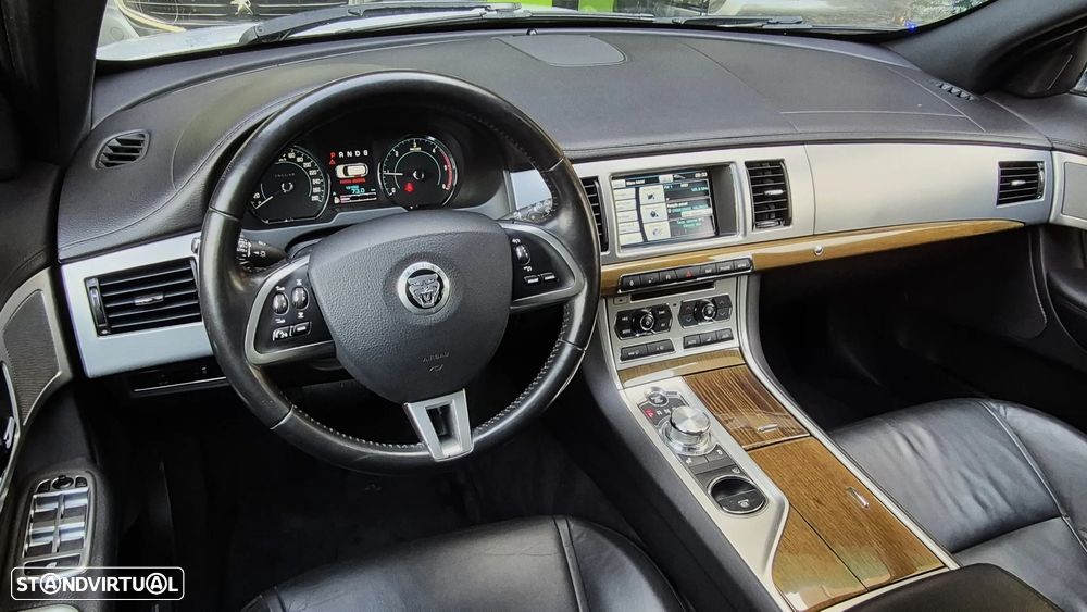 Jaguar XF Sportbrake 2.2 - 5