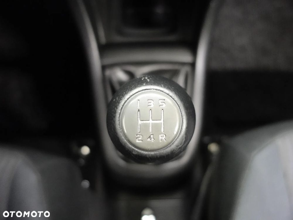 Suzuki Swift - 33