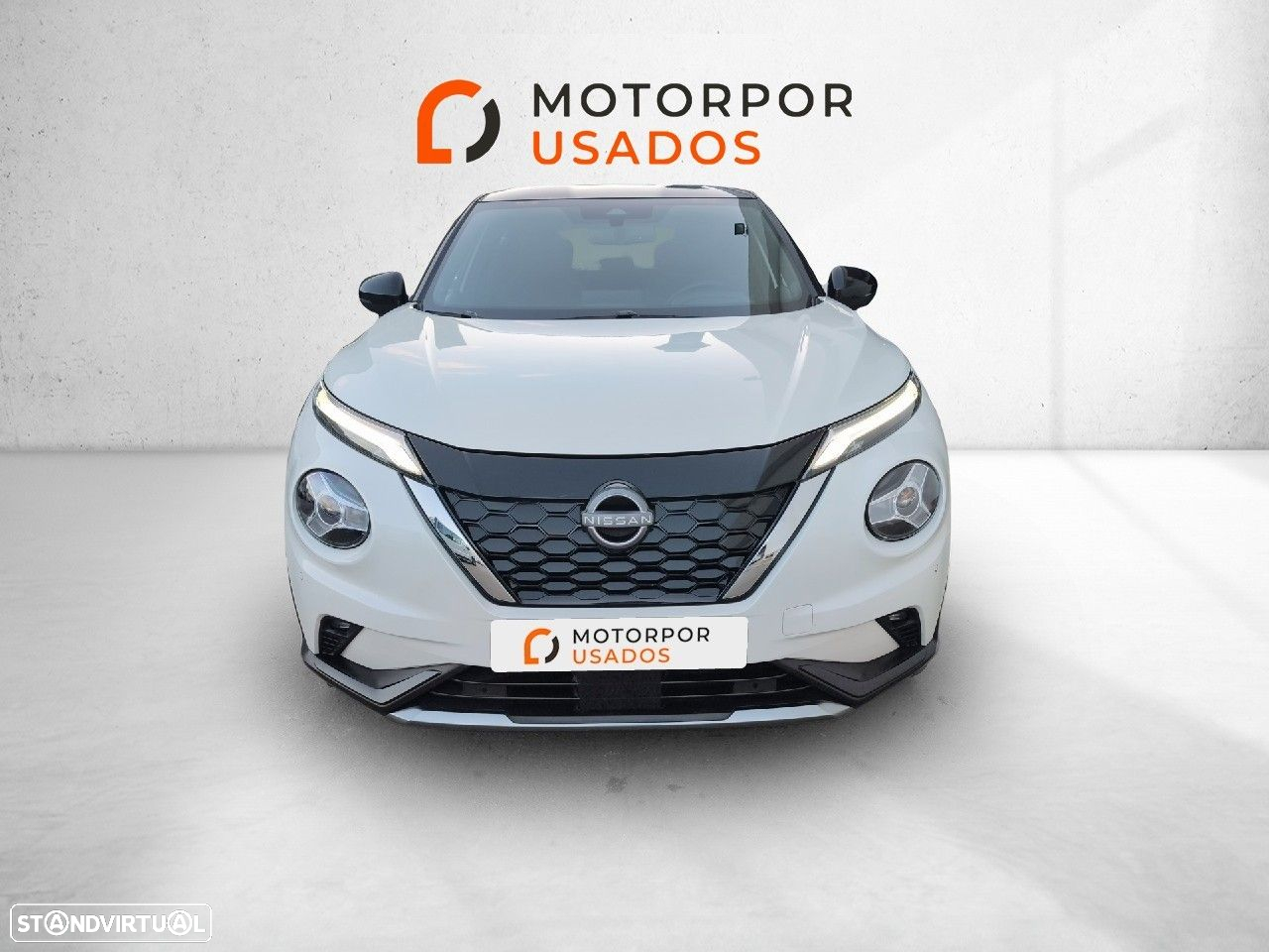 Nissan Juke 1.6 Hybrid Tekna TwoTone T - 2
