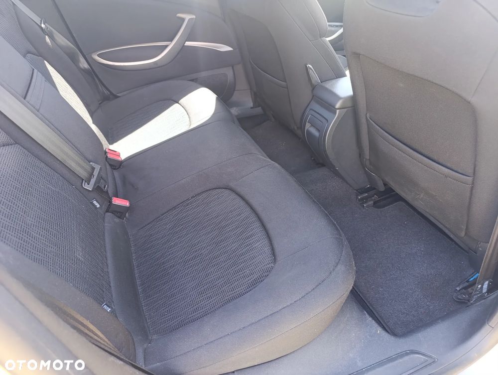 Citroën C5 2.0 HDi Dynamique - 6