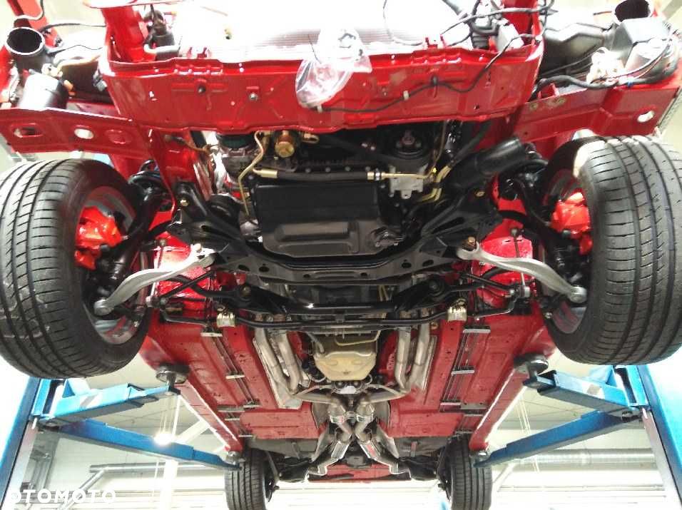 BMW Seria 8 - 12