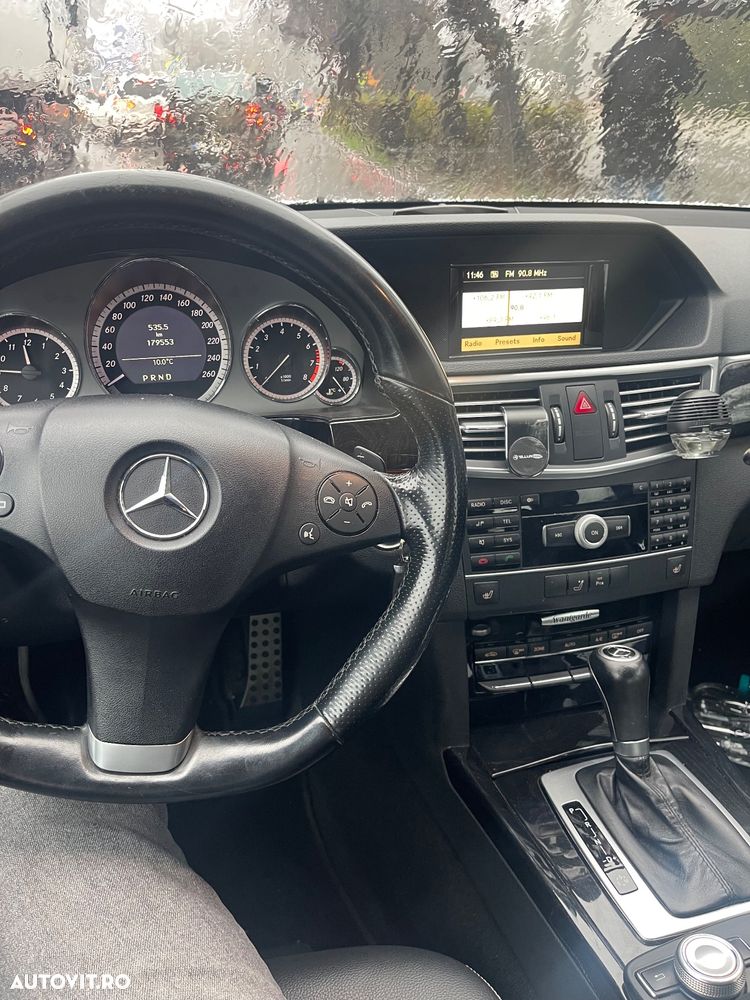Mercedes-Benz E 200 CGI BlueEFFICIENCY Automatik Avantgarde - 2