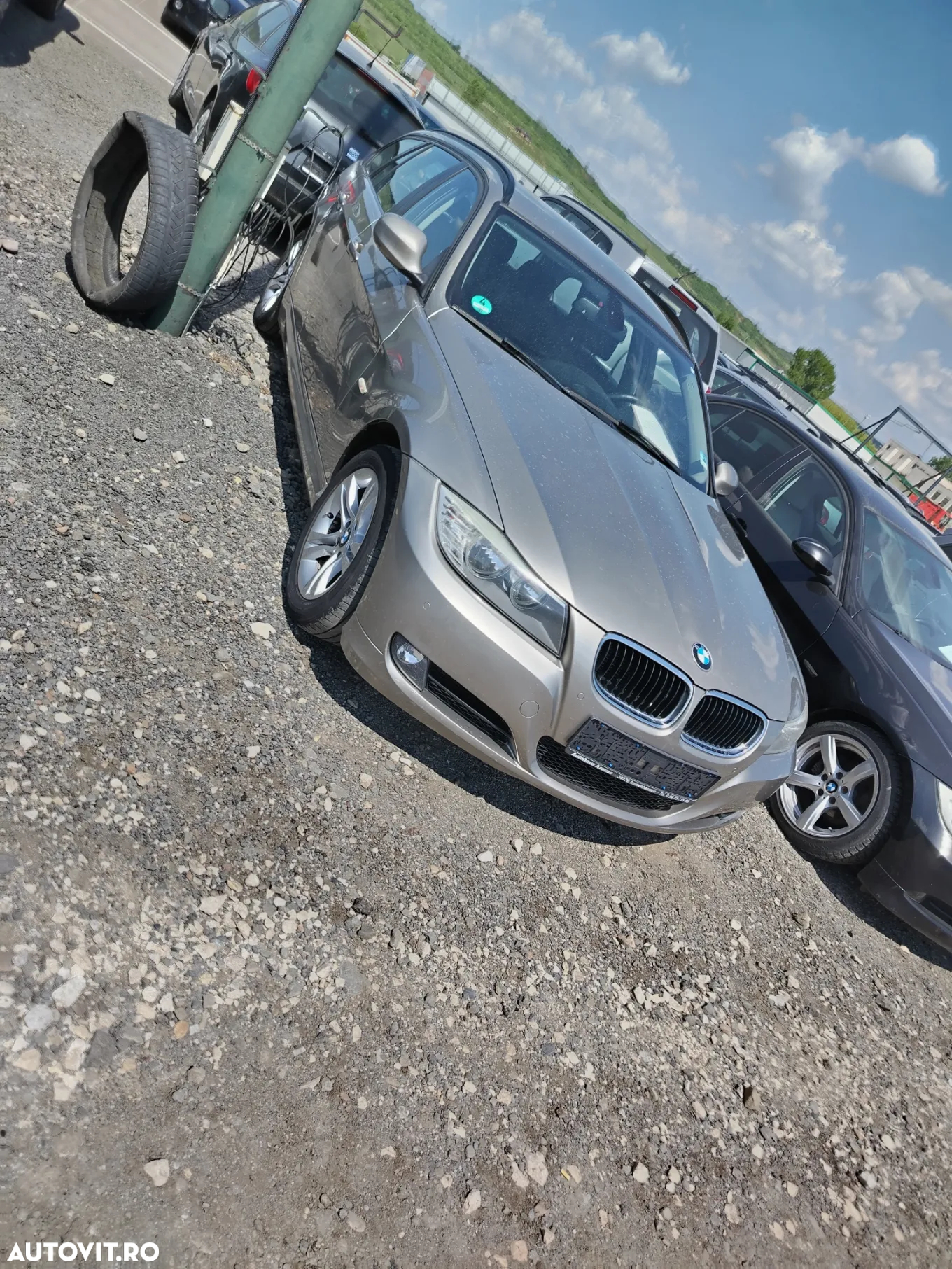 BMW Seria 3 318d DPF Touring Aut. - 2