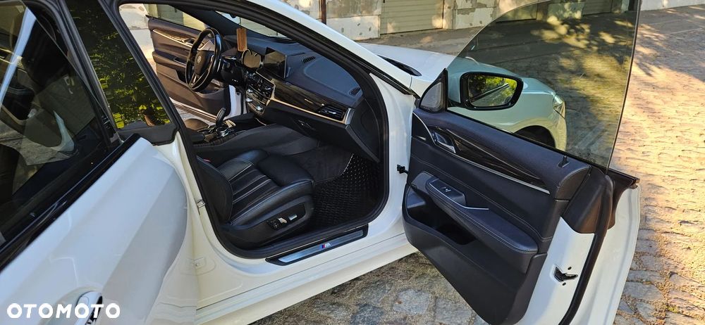 BMW 6GT 640i xDrive Sport Line - 23