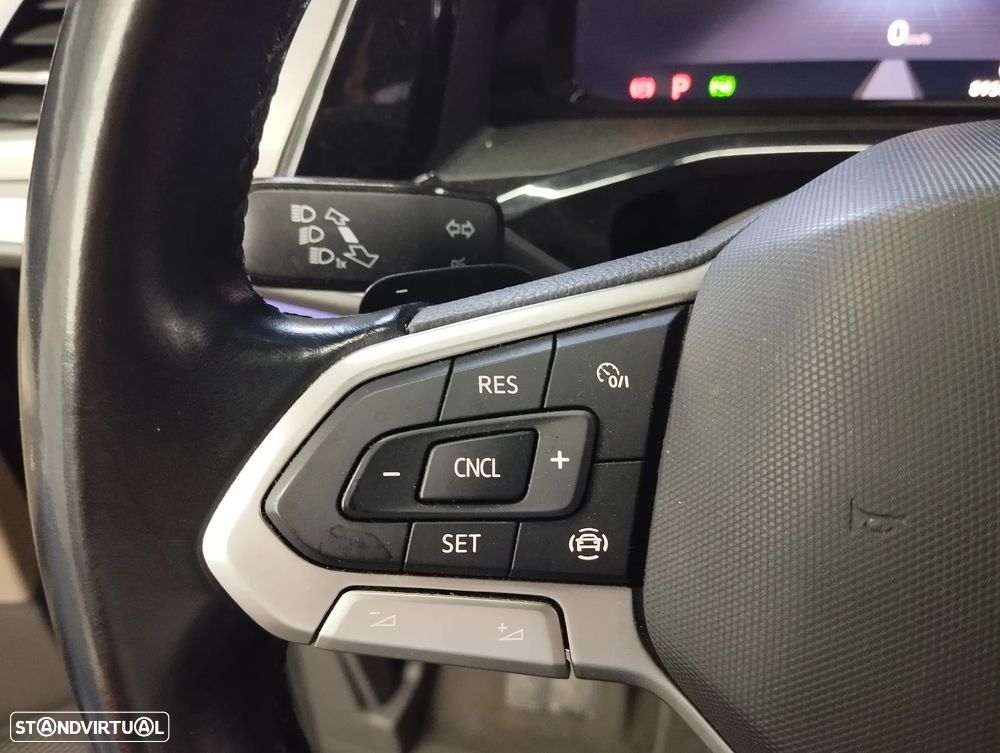 VW Multivan 2.0 TDI Life DSG - 26