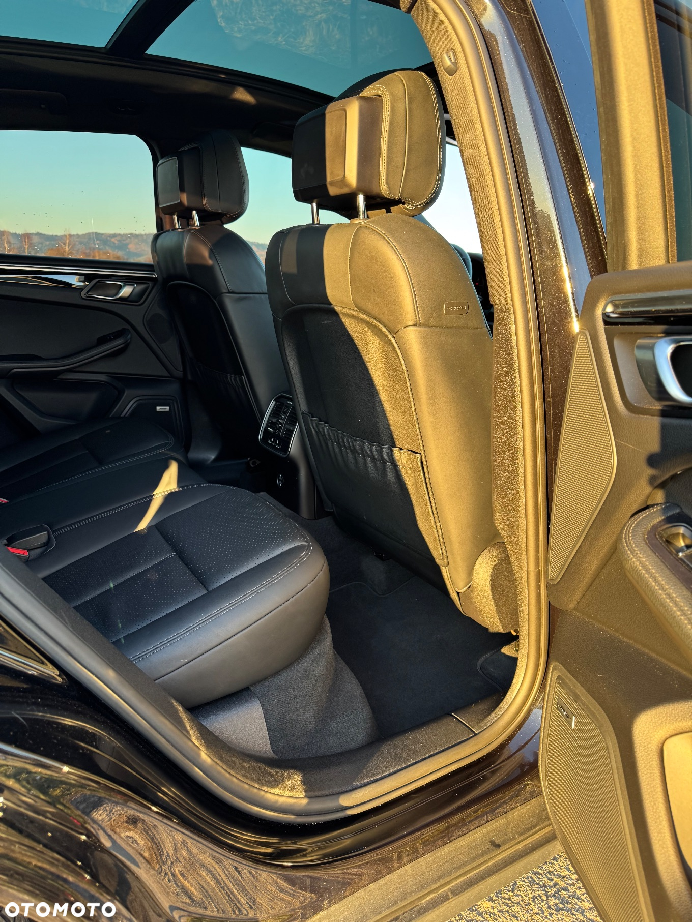 Porsche Macan Standard - 19