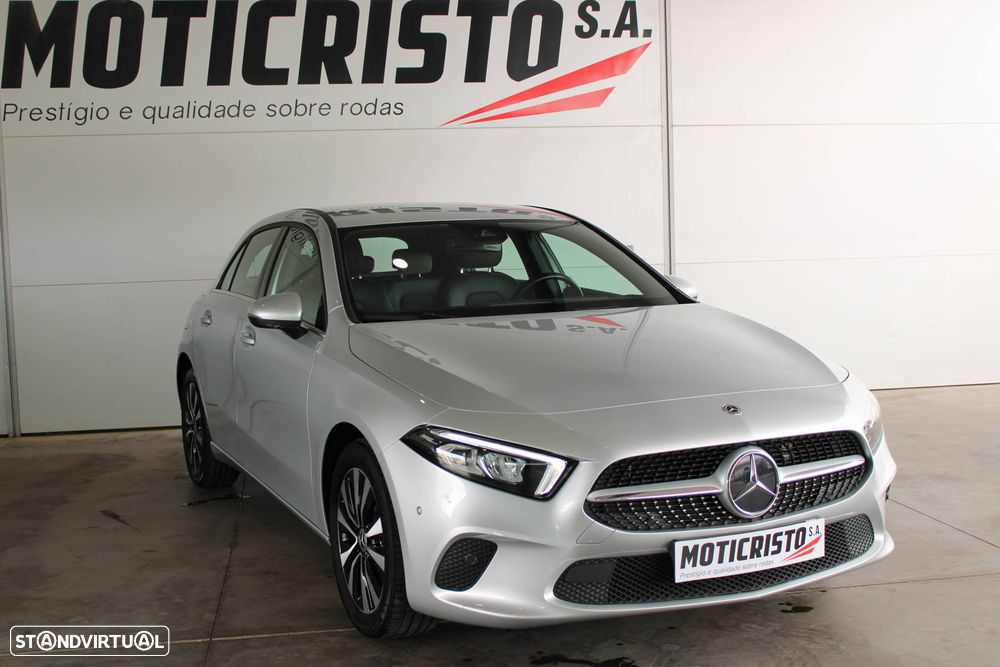 Mercedes-Benz A 250 e Style Plus - 2