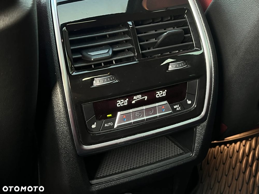 BMW X6 - 21