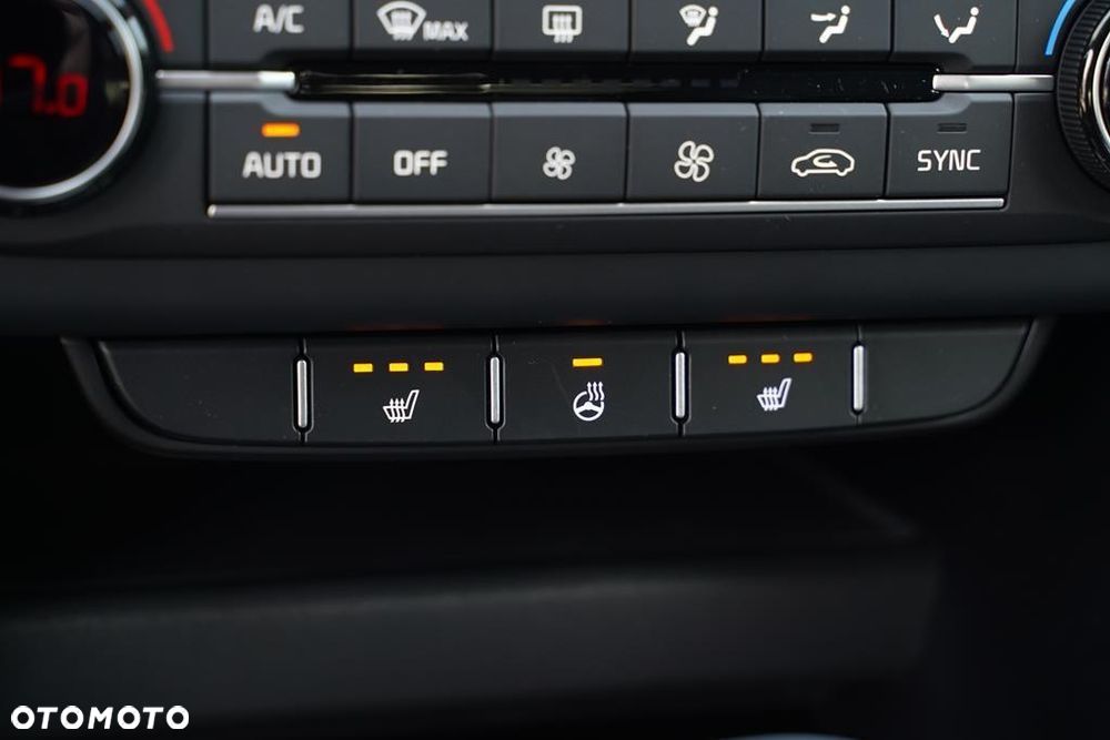 Kia Ceed 1.5 T-GDI Tribute DCT - 22