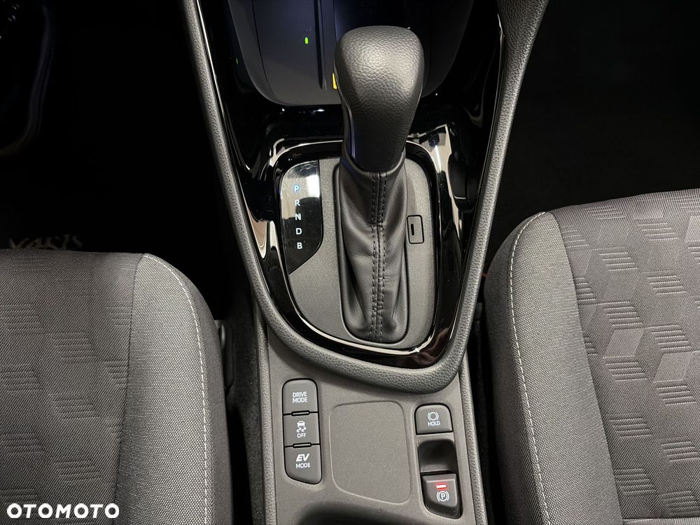 Toyota Yaris Hybrid 1.5 Style - 20