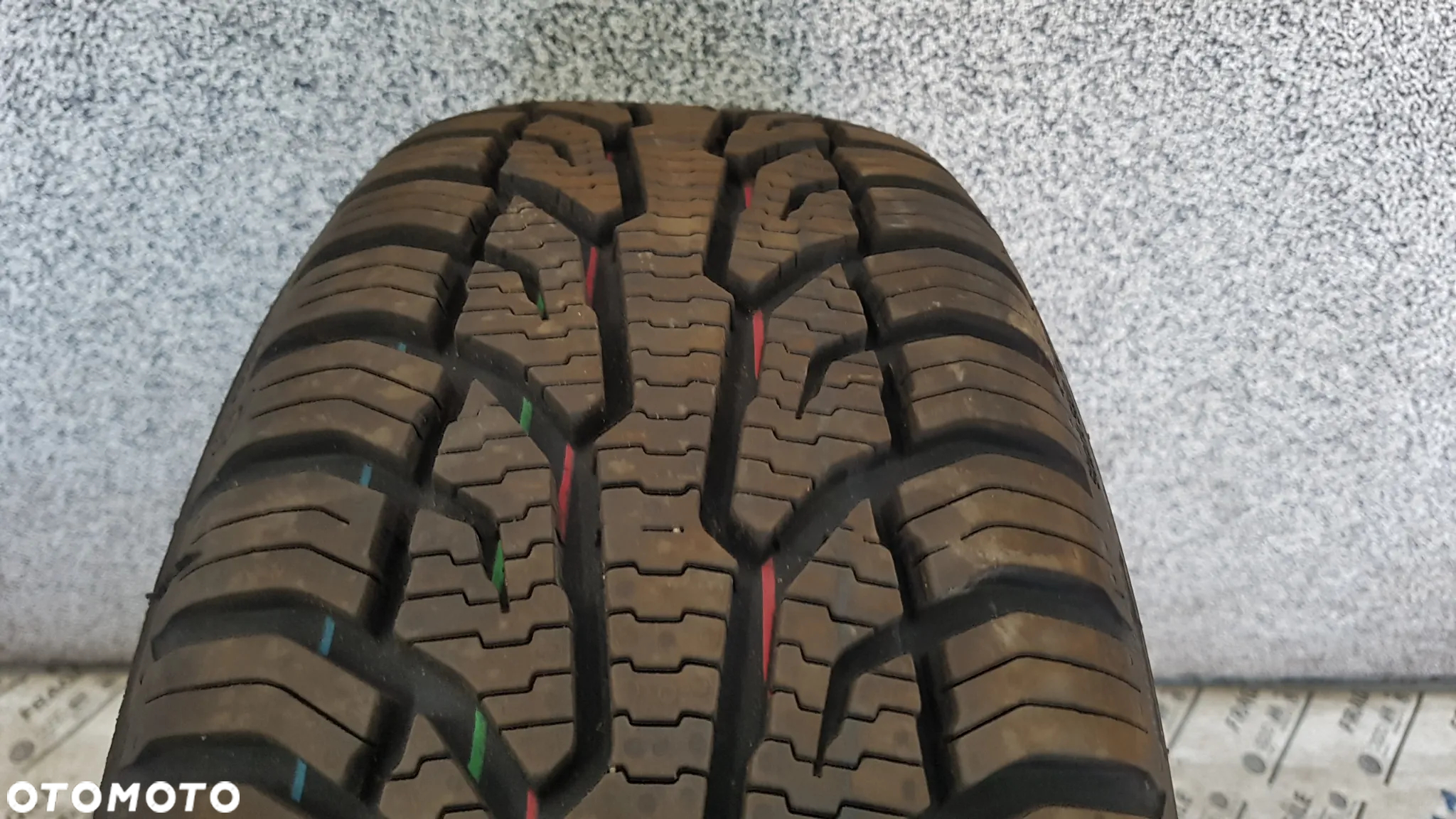 UNIROYAL ALLSEASON EXPERT 2  195/60R15  195/60/15 - 5