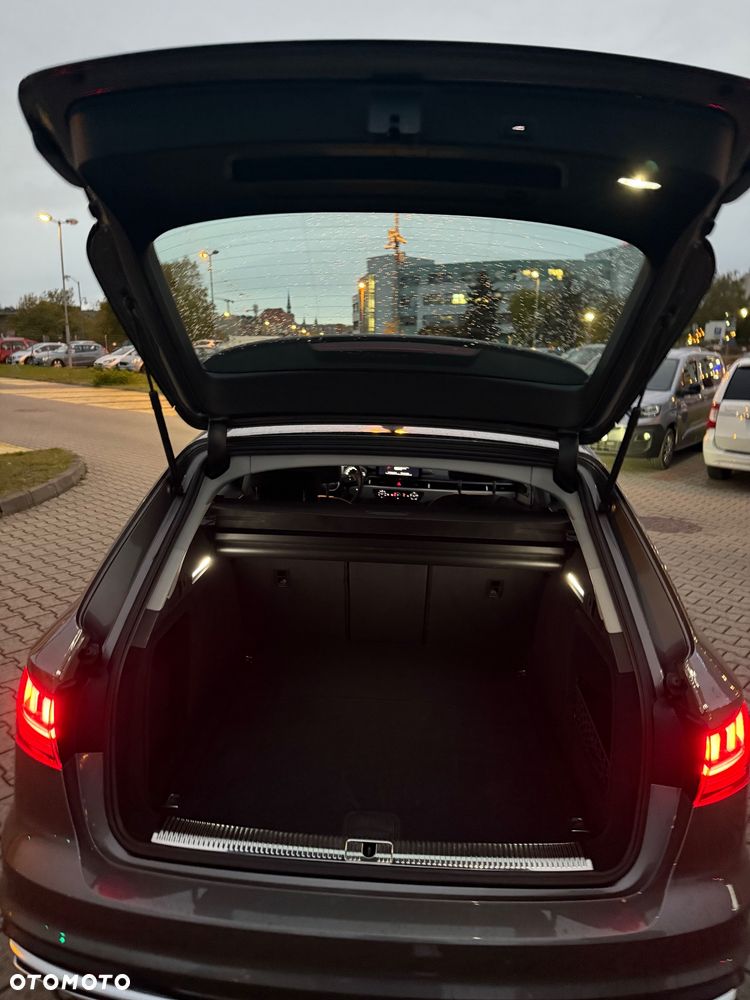 Audi A4 Avant - 13