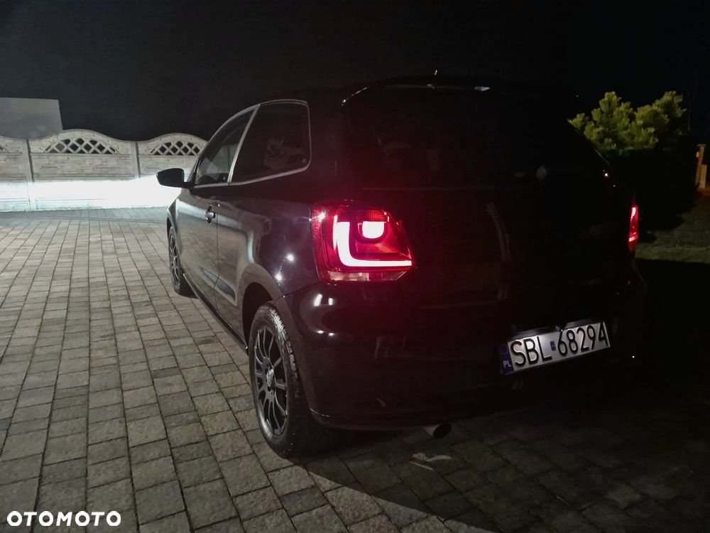 Volkswagen Polo 1.4 16V Comfortline - 15