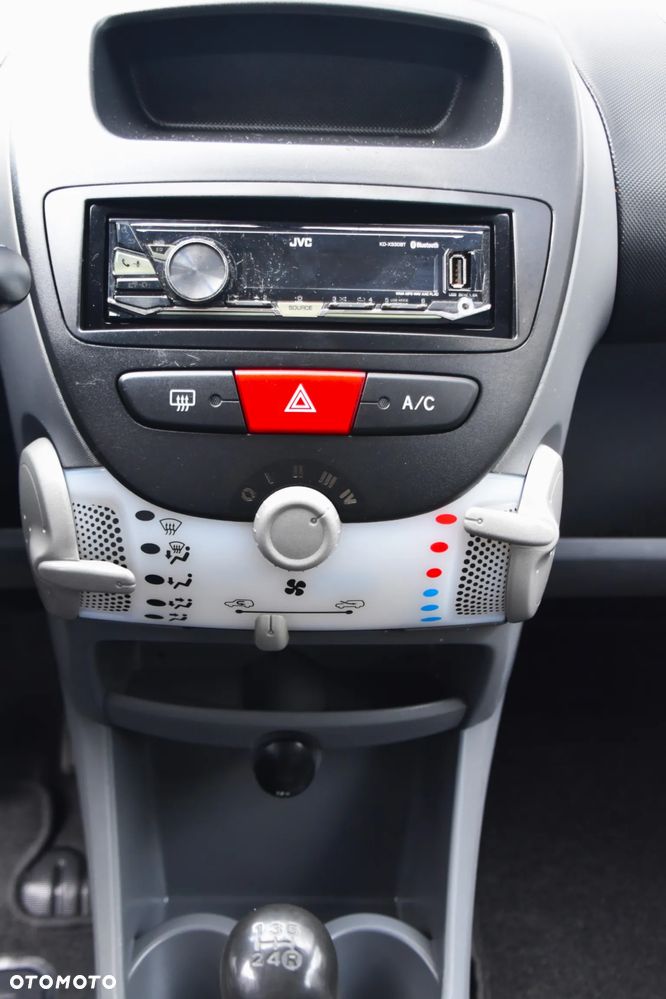 Toyota Aygo Edition - 15