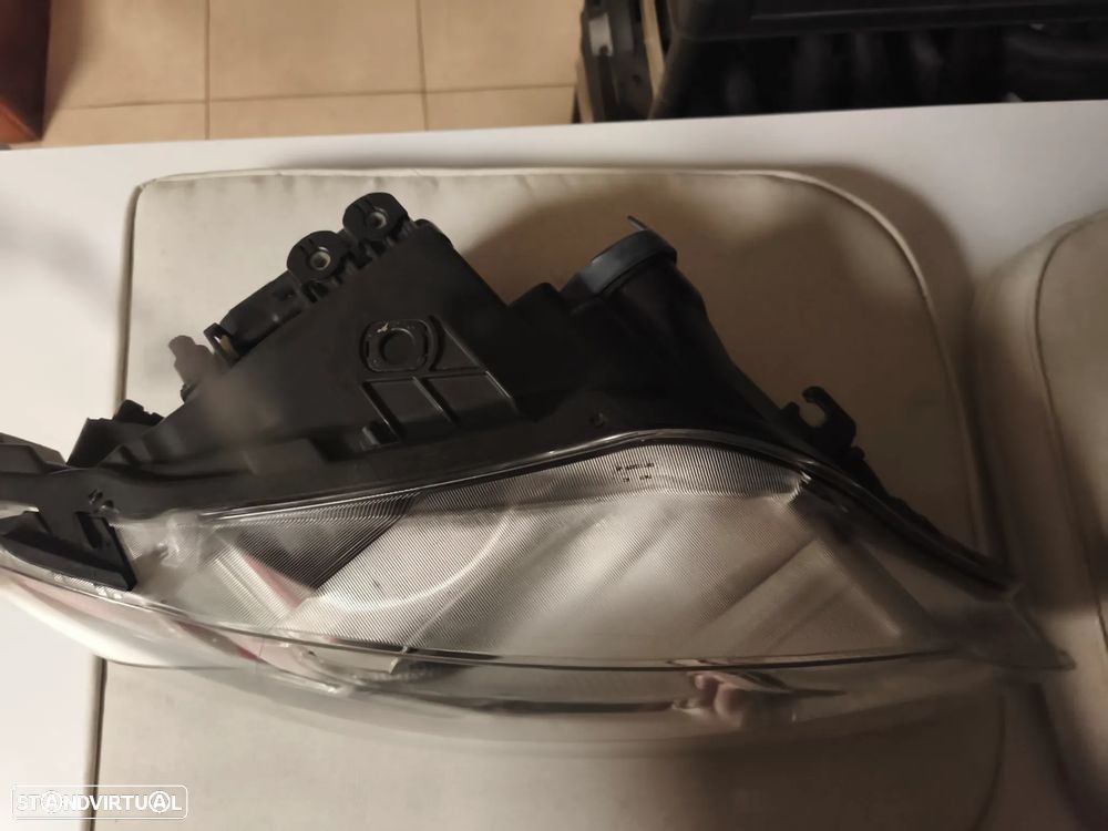 Farol bi-xenon Seat EXEO esquerdo ou direito - 3