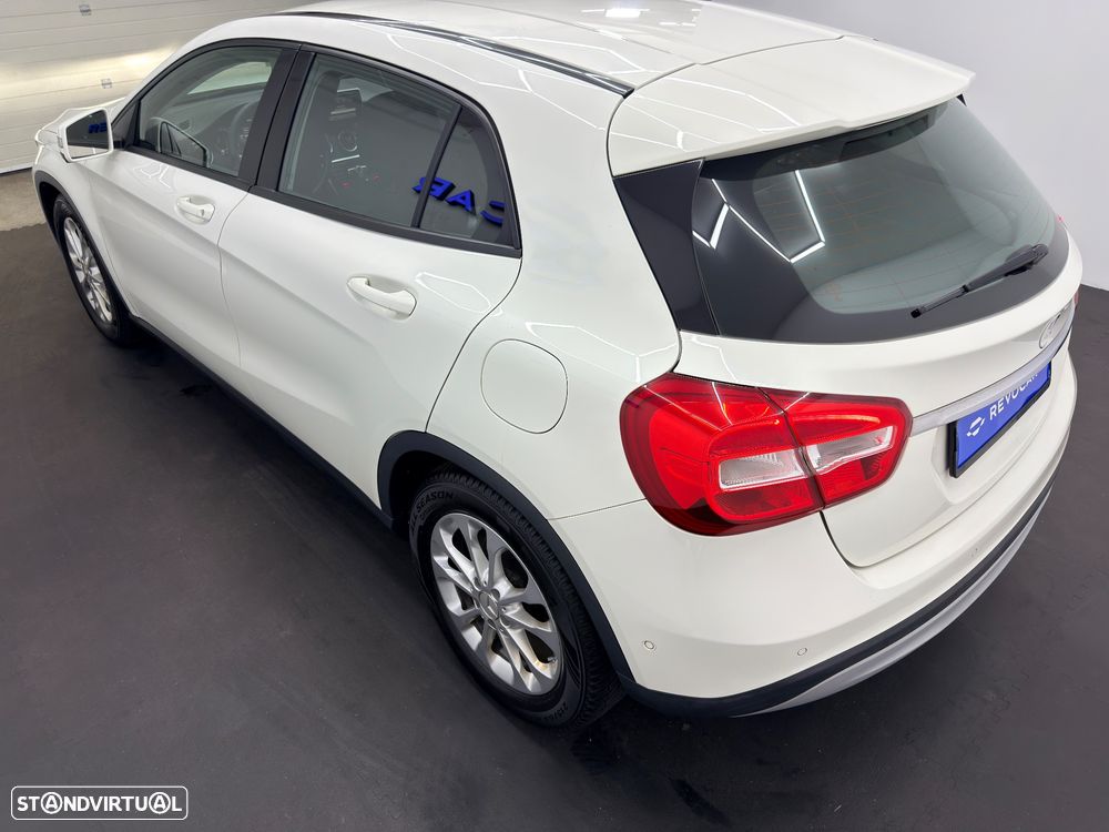 Mercedes-Benz GLA 180 d Style - 10