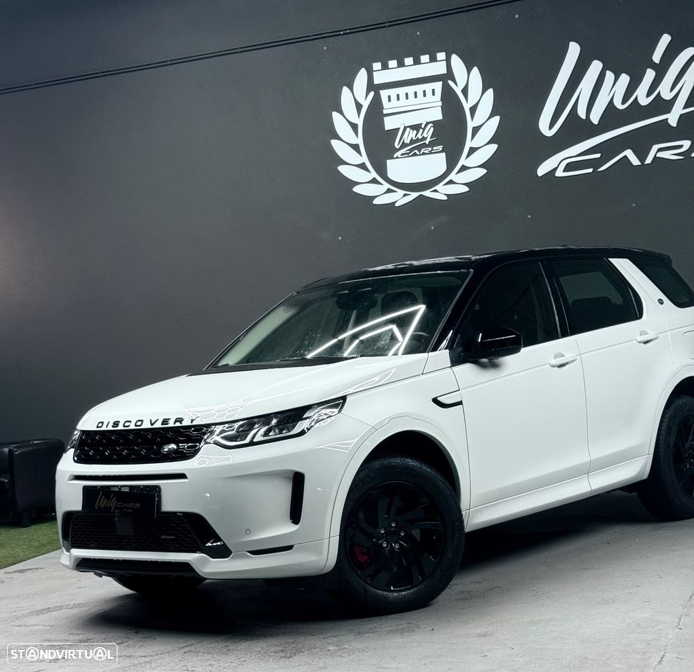 Land Rover Discovery Sport P300e R-Dynamic SE - 30