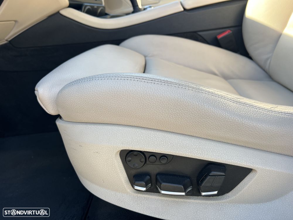 BMW 520 d Auto - 12